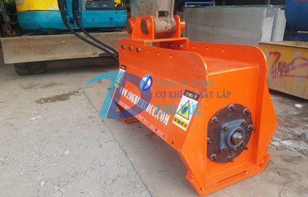 Máy cắt cỏ thủy lực gắn xe đào - trục băm